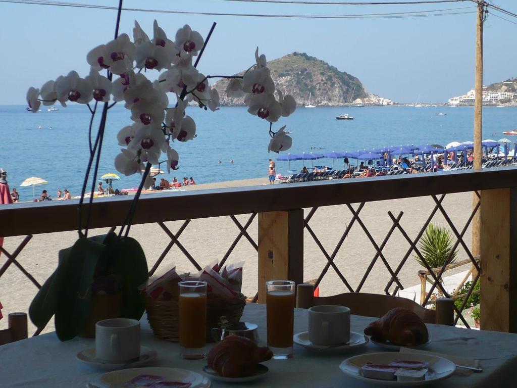 Zi Bak Bed & Breakfast Barano dʼIschia Exterior foto
